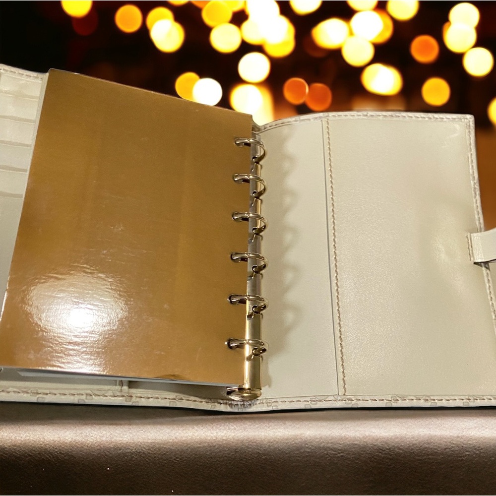Gucci Agenda/Address book EUC - Picture 7 of 7